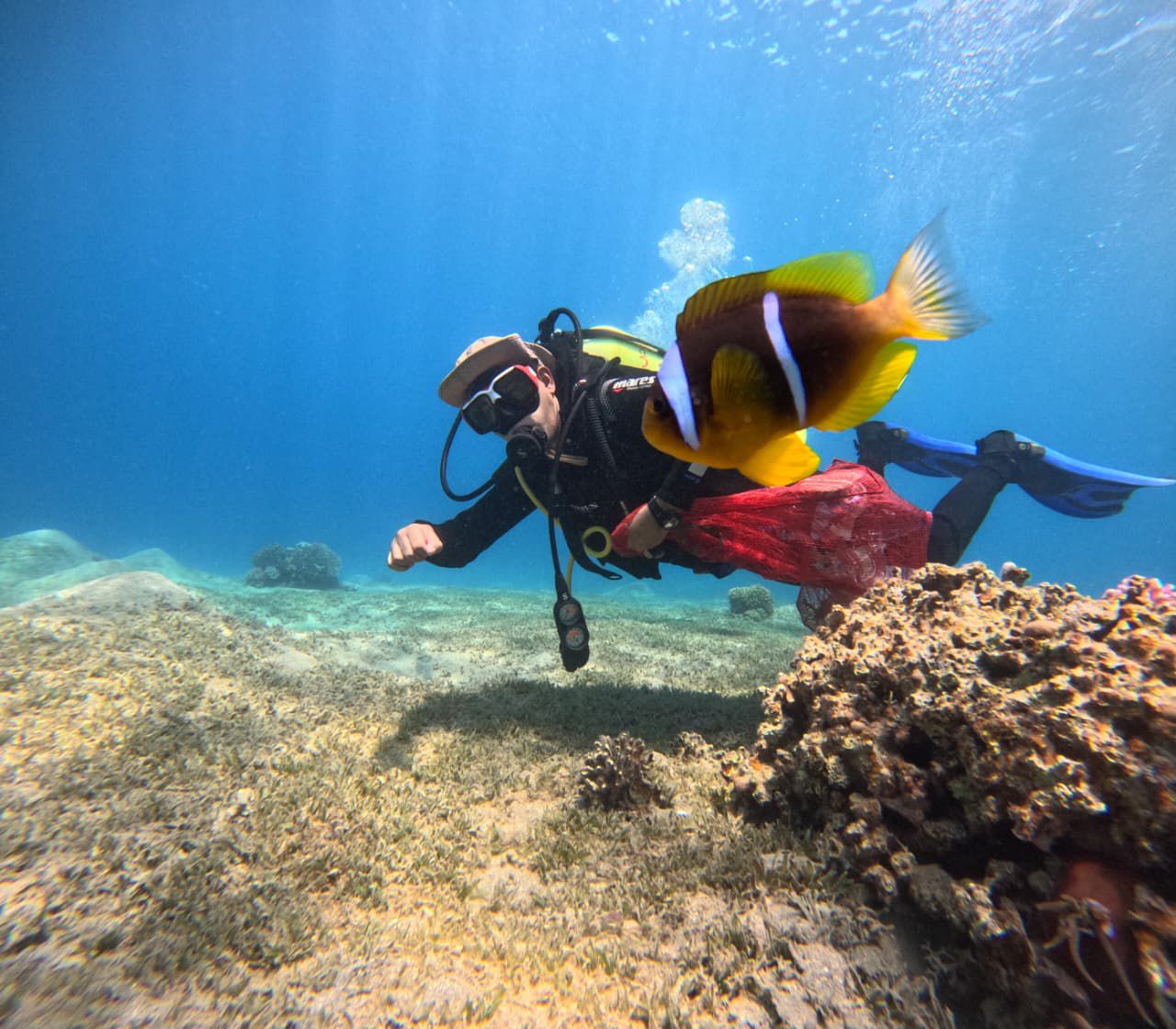 Madar Al-Saa Images 0.9503932653837199