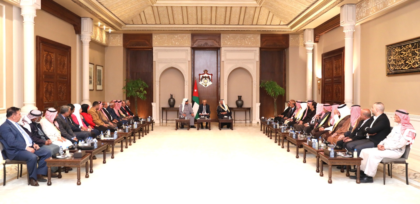 Madar Al-Saa Images 0.31959590309606223