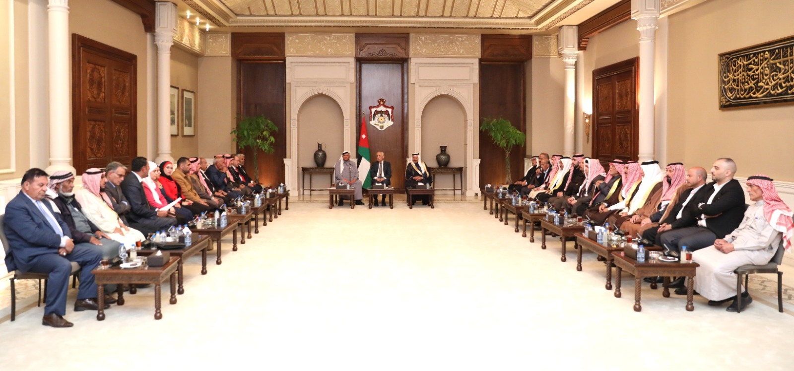 Madar Al-Saa Images 0.8103711476204573