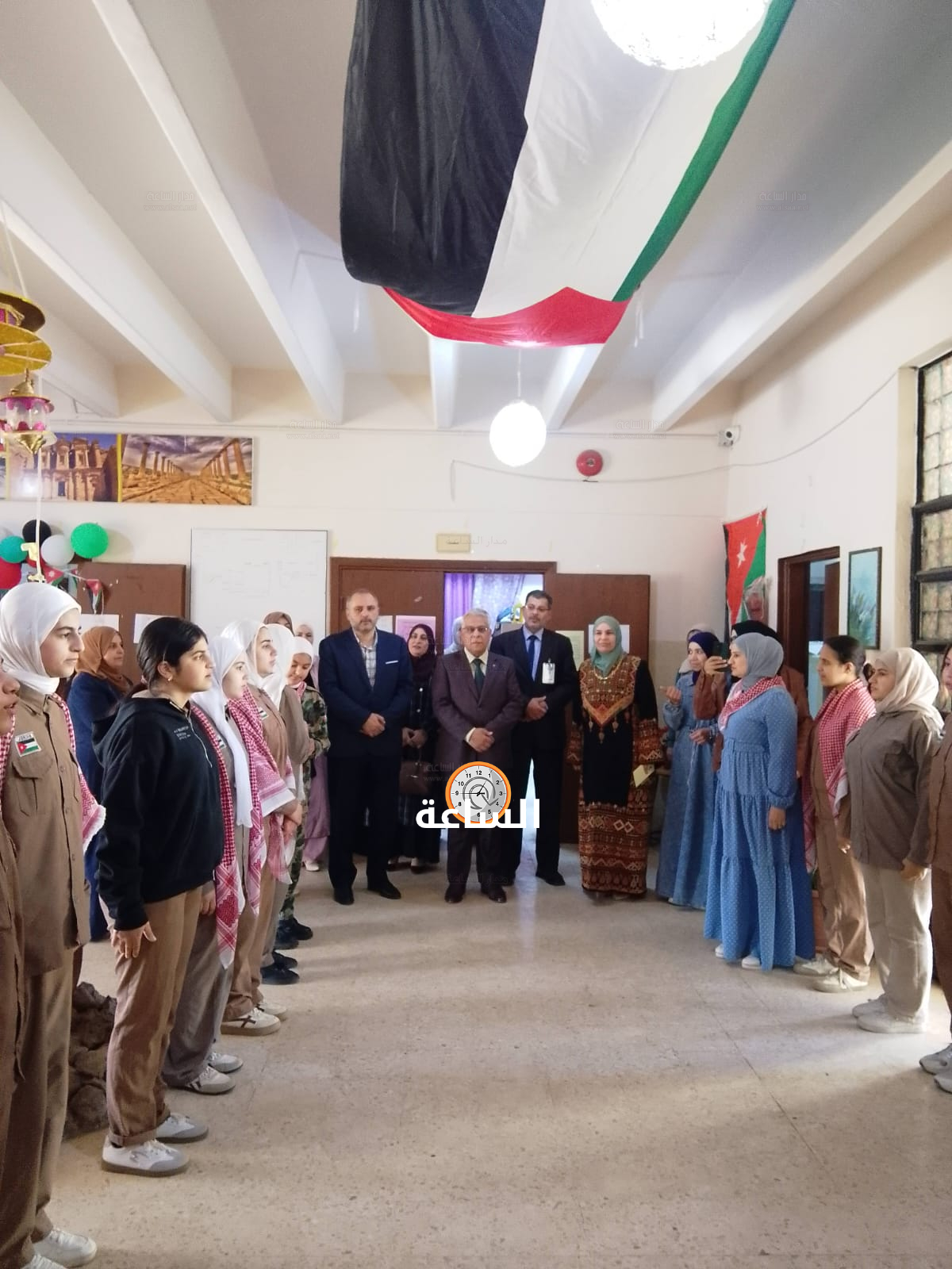 Madar Al-Saa Images 0.22789807862159683