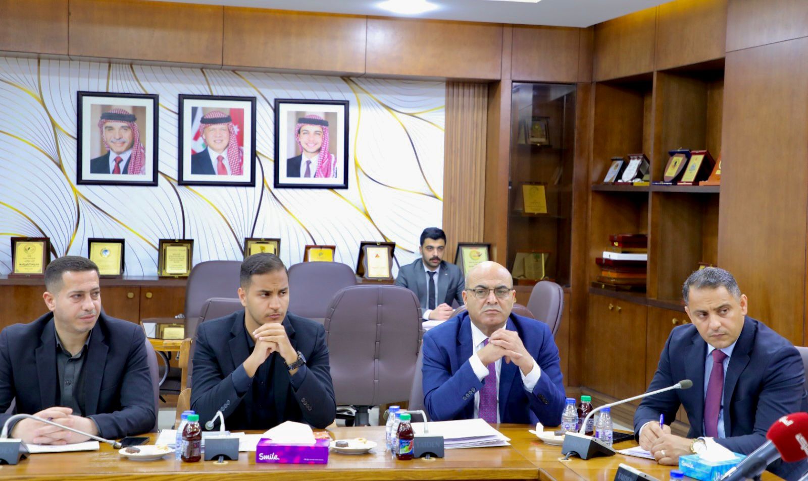 Madar Al-Saa Images 0.7585579293393143