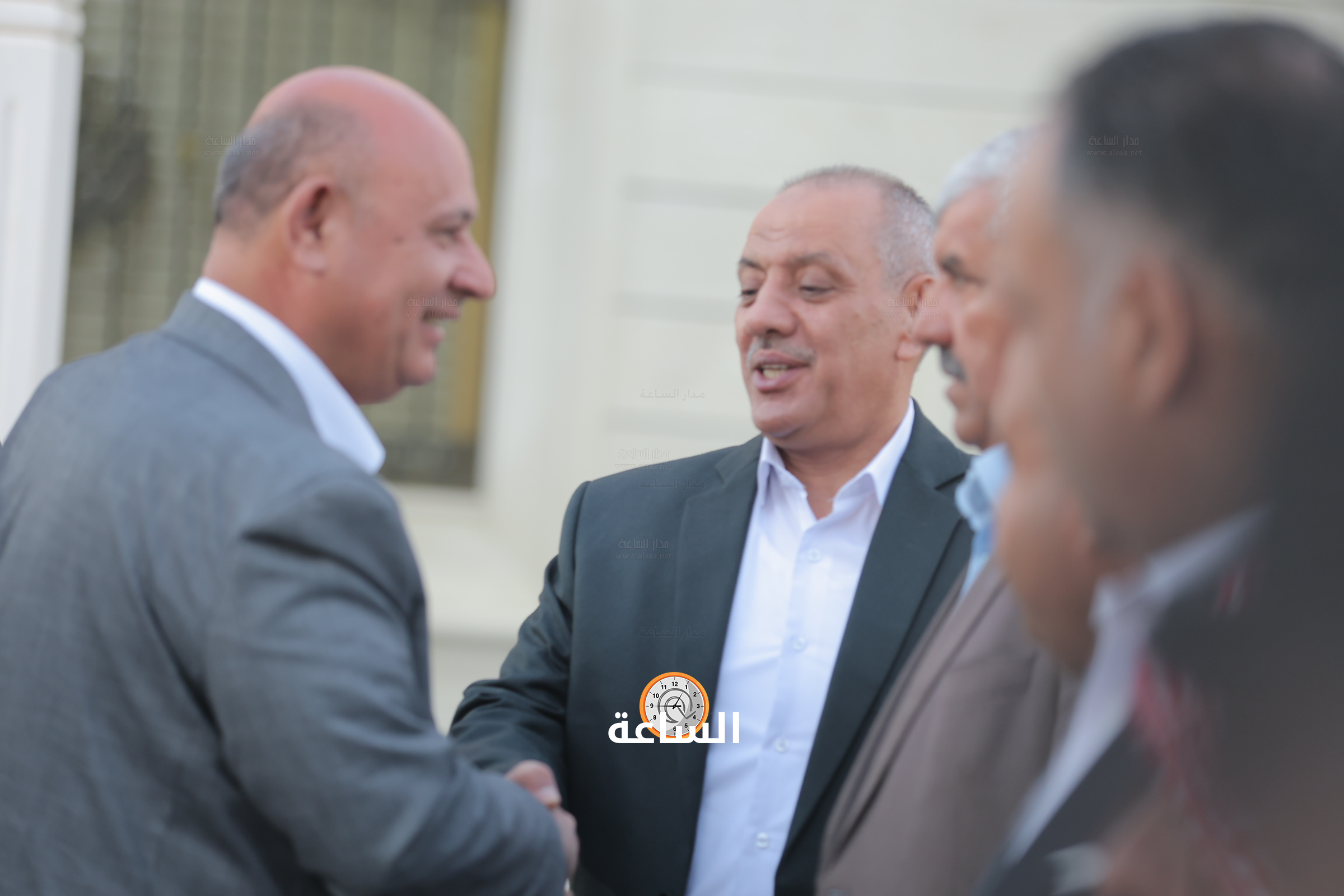 Madar Al-Saa Images 0.7957545775117965