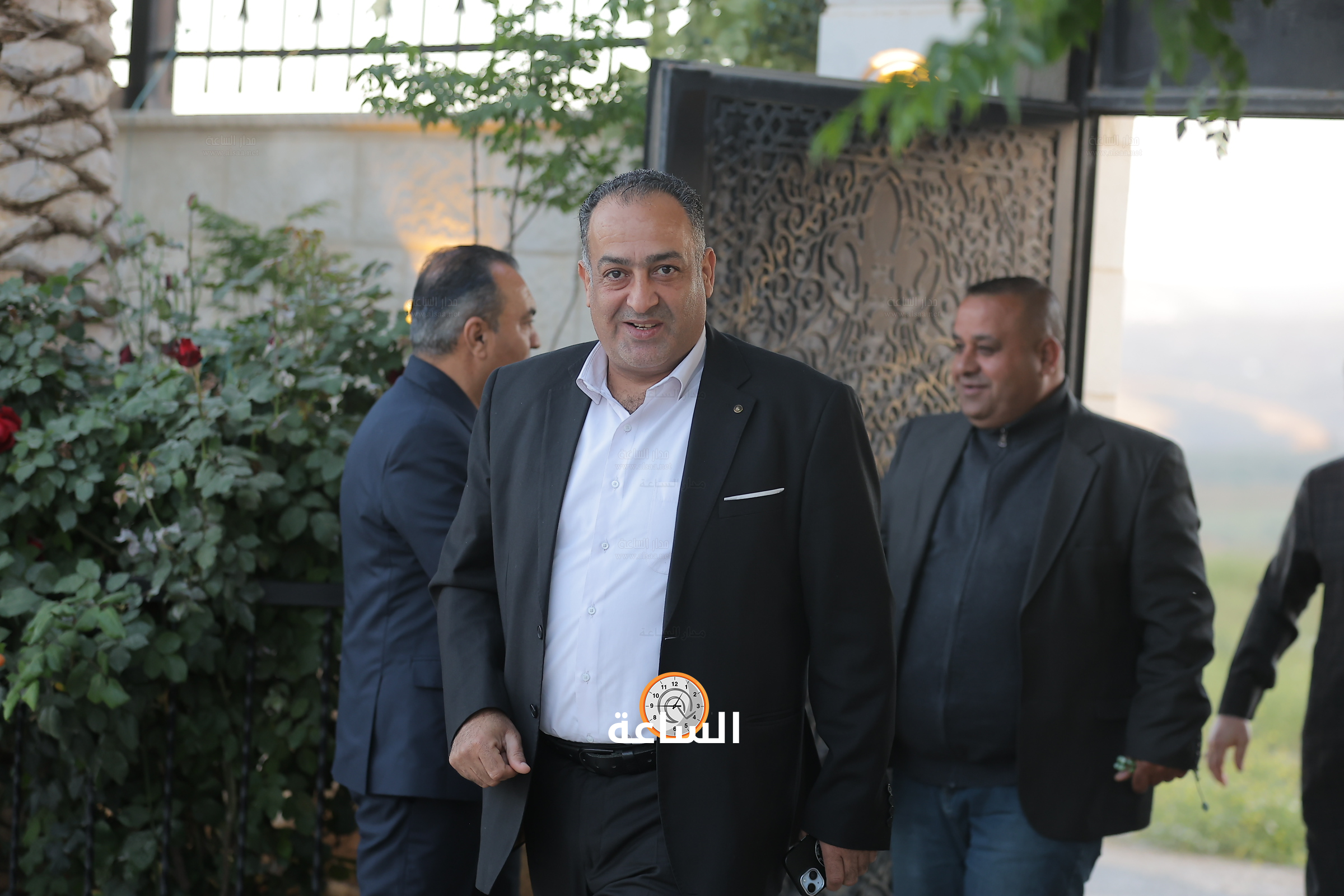 Madar Al-Saa Images 0.8988605148053496