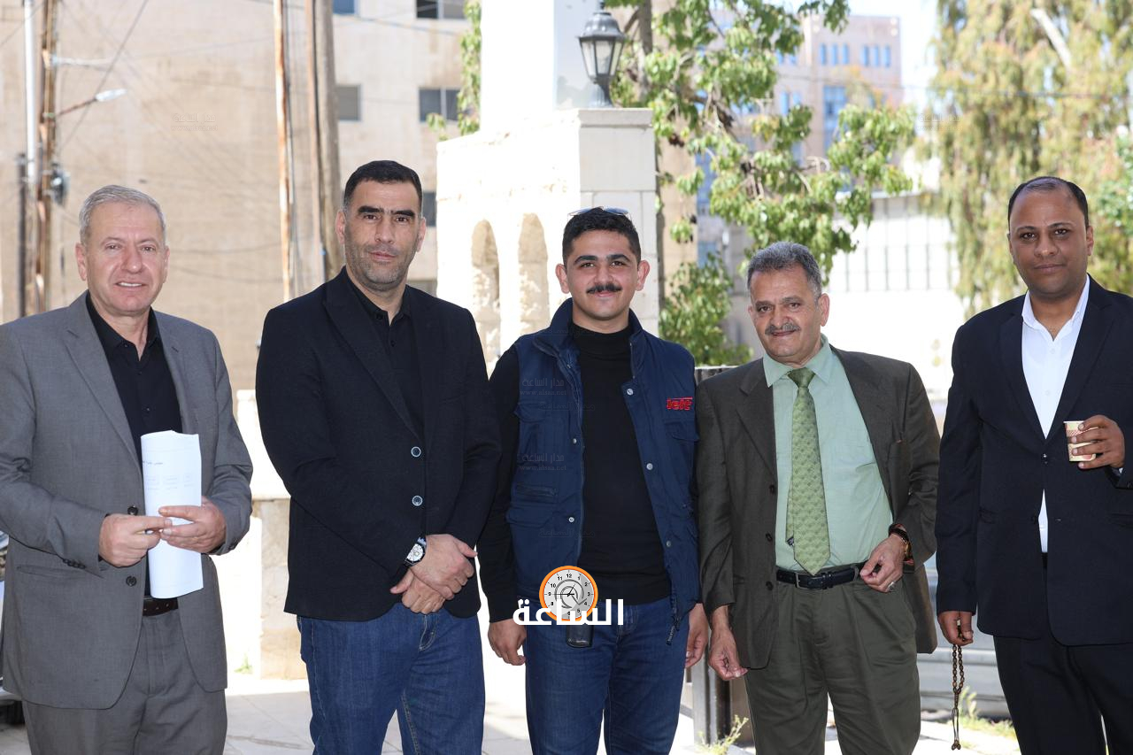 Madar Al-Saa Images 0.3509440730992266