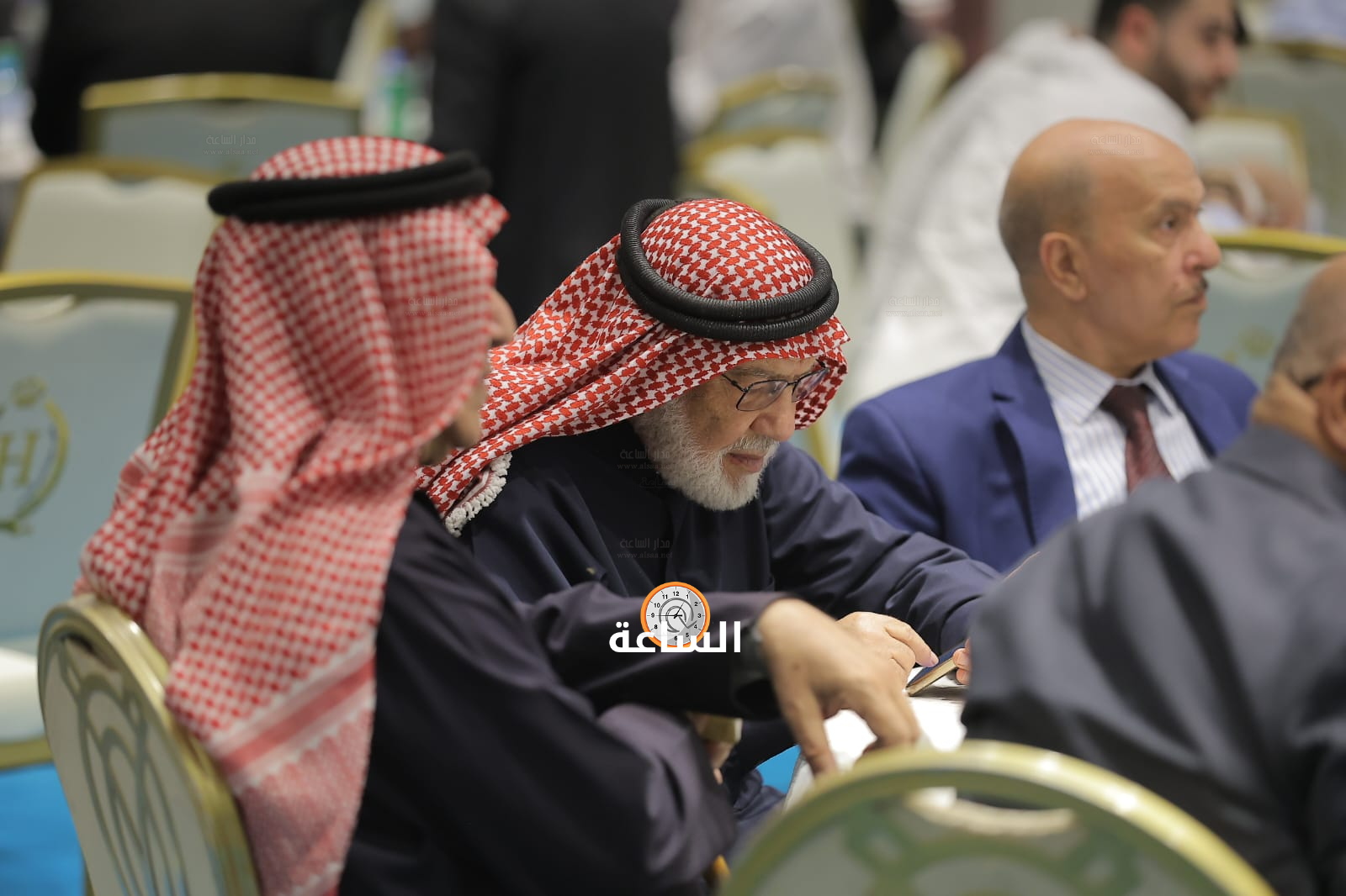 Madar Al-Saa Images 0.102559811089867