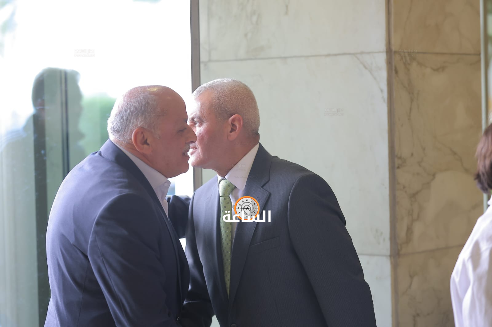 Madar Al-Saa Images 0.10505521926256023