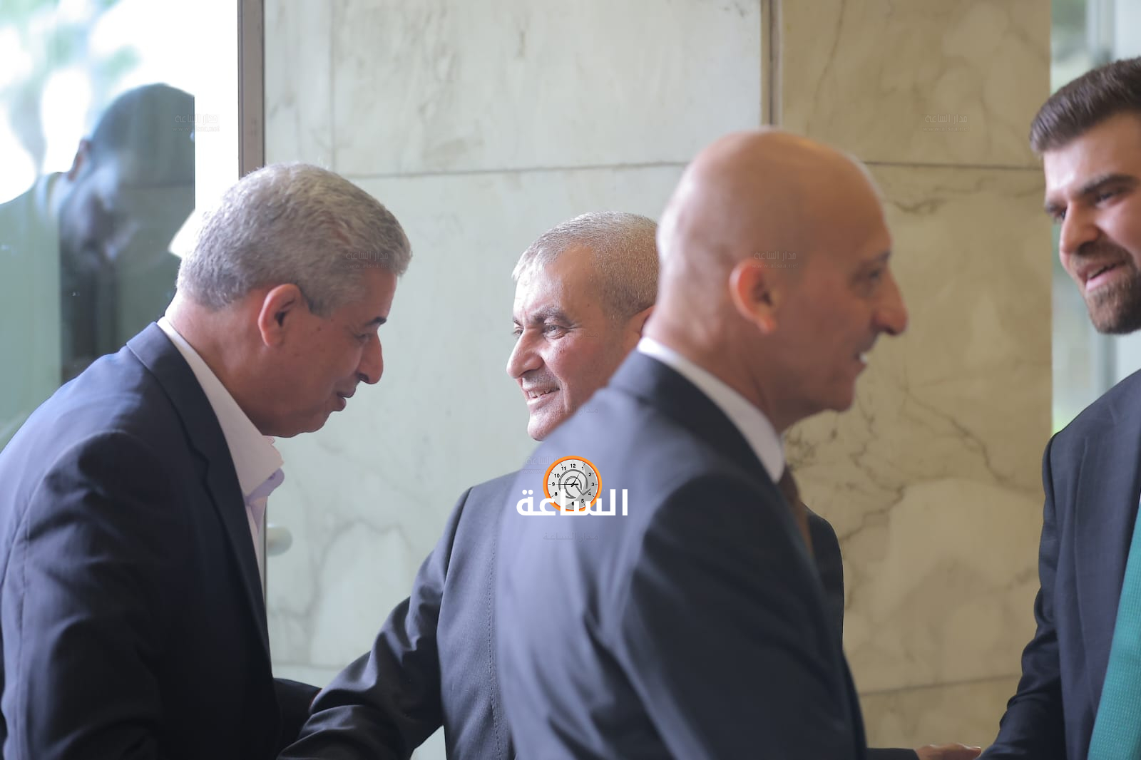 Madar Al-Saa Images 0.640050593535471