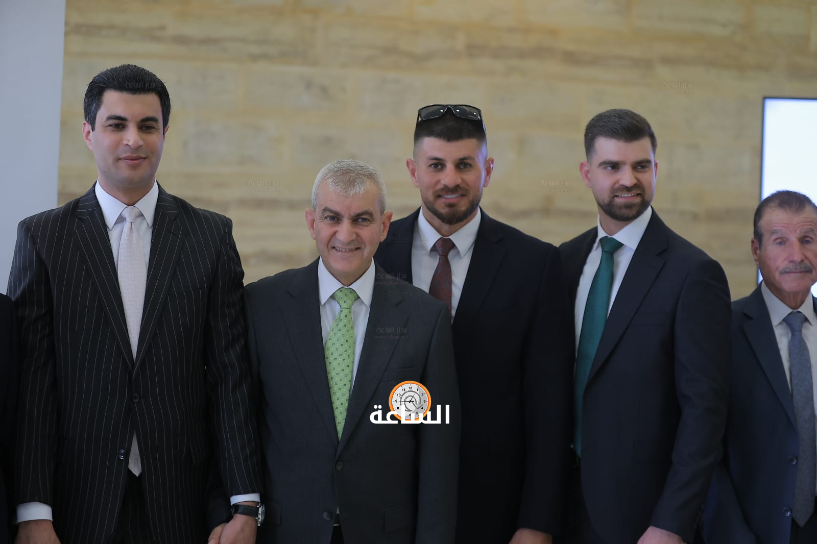 Madar Al-Saa Images 0.9988699451342976