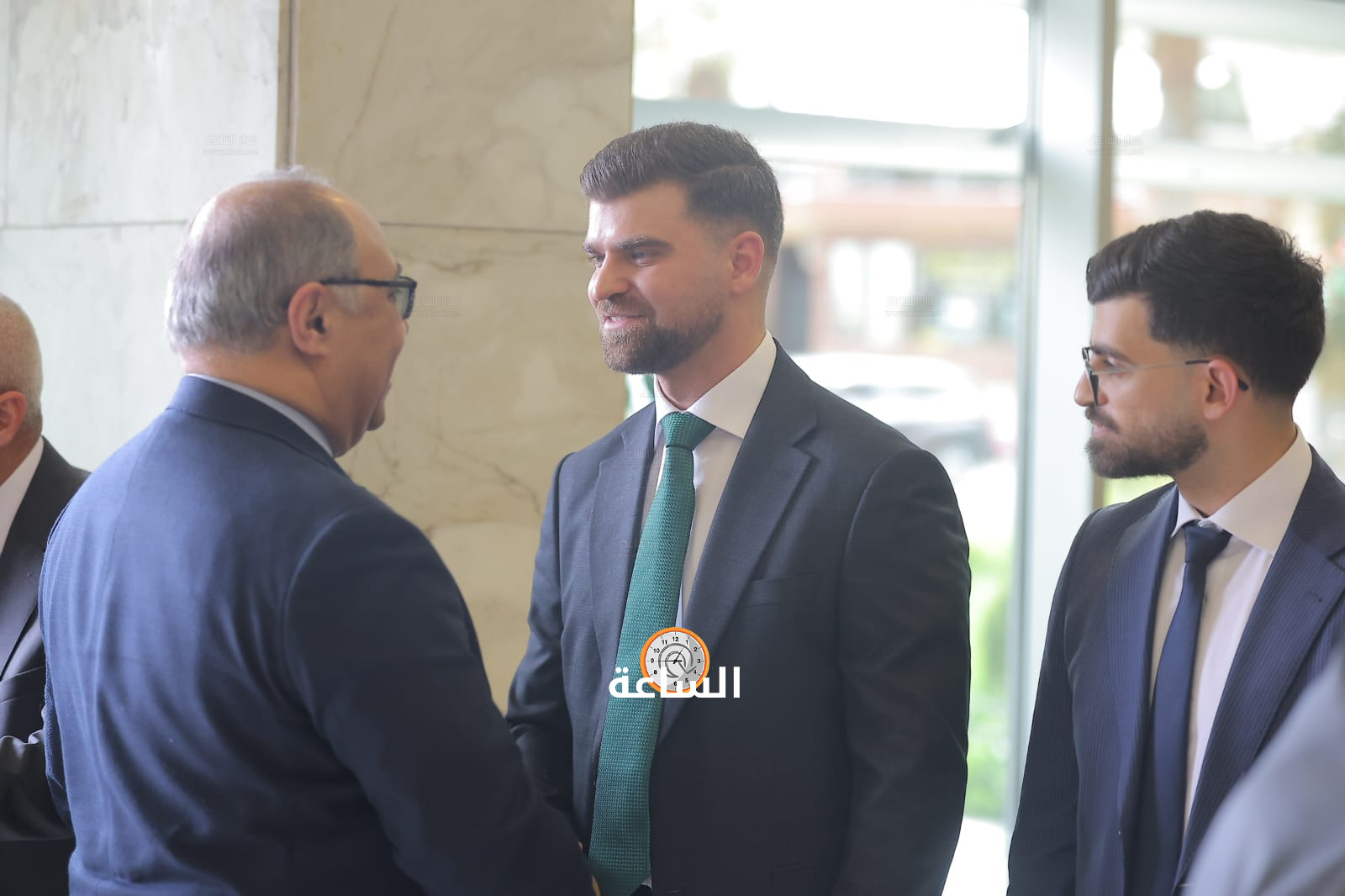 Madar Al-Saa Images 0.9804983420604605