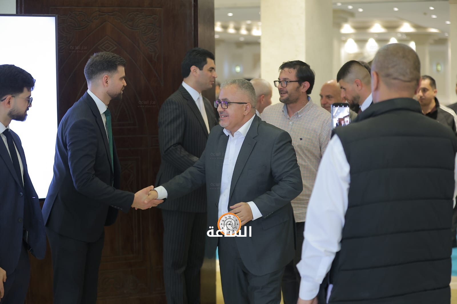 Madar Al-Saa Images 0.5476548959524816