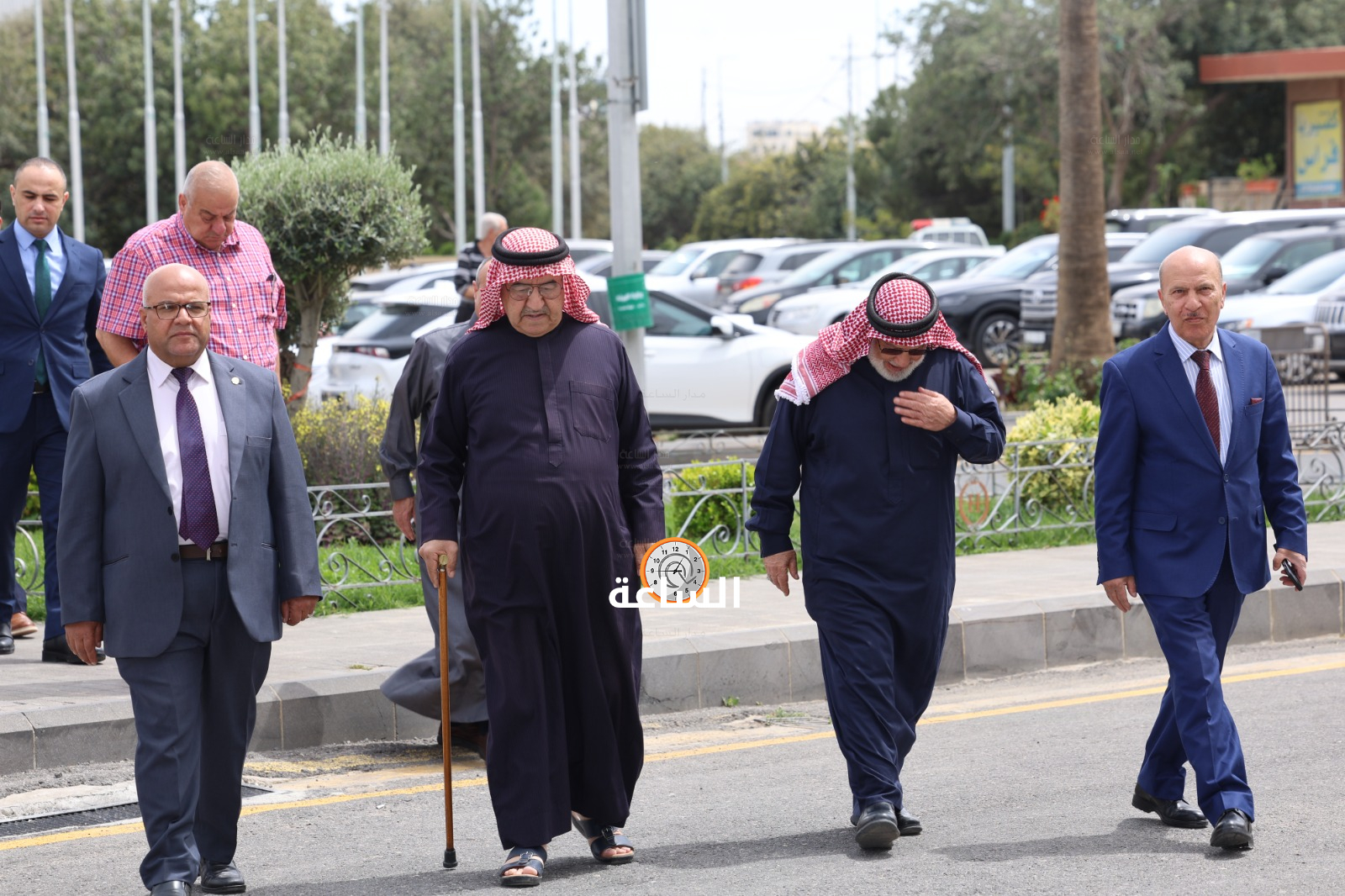 Madar Al-Saa Images 0.09803388010896108