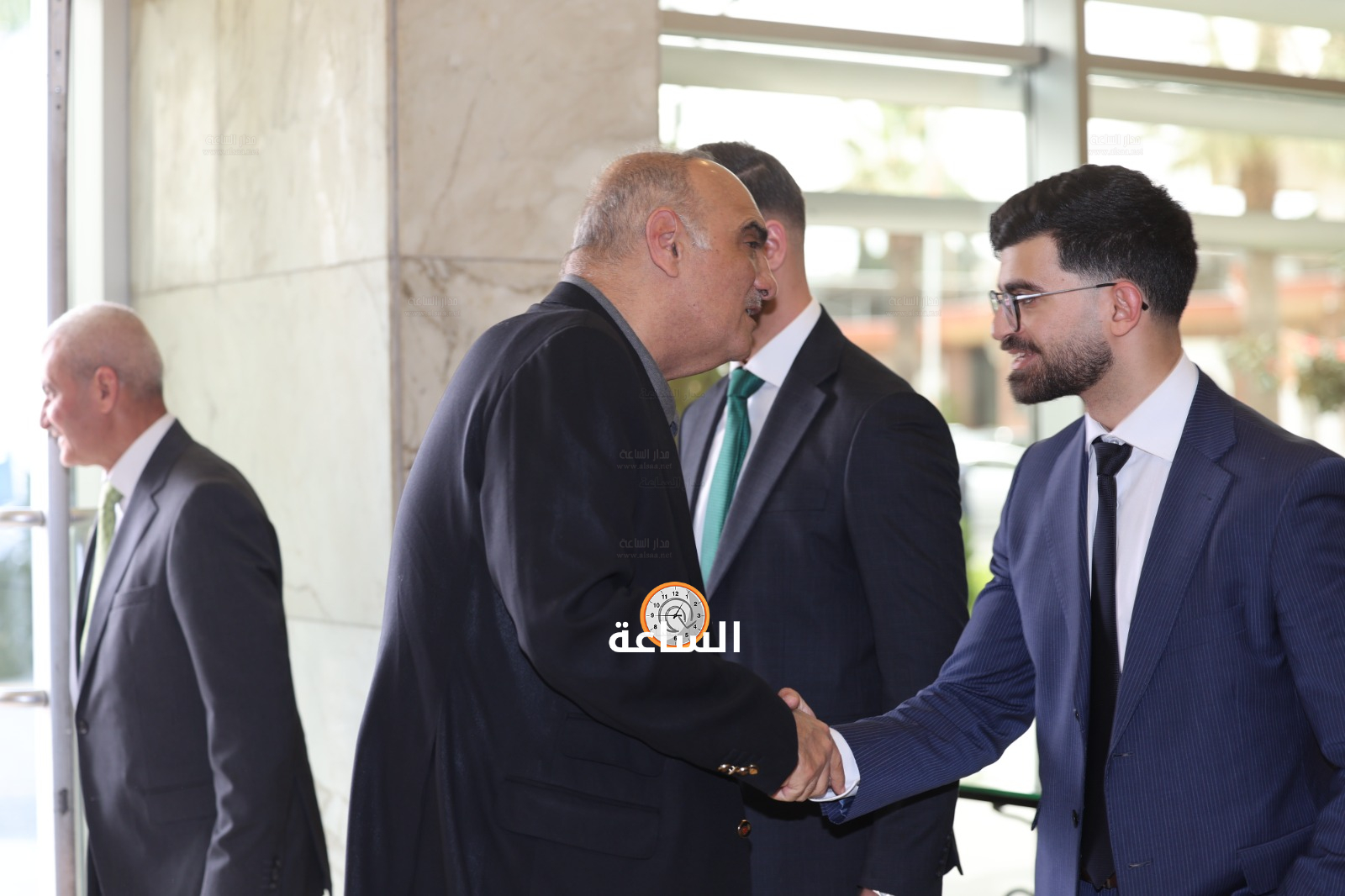 Madar Al-Saa Images 0.3789852771858846