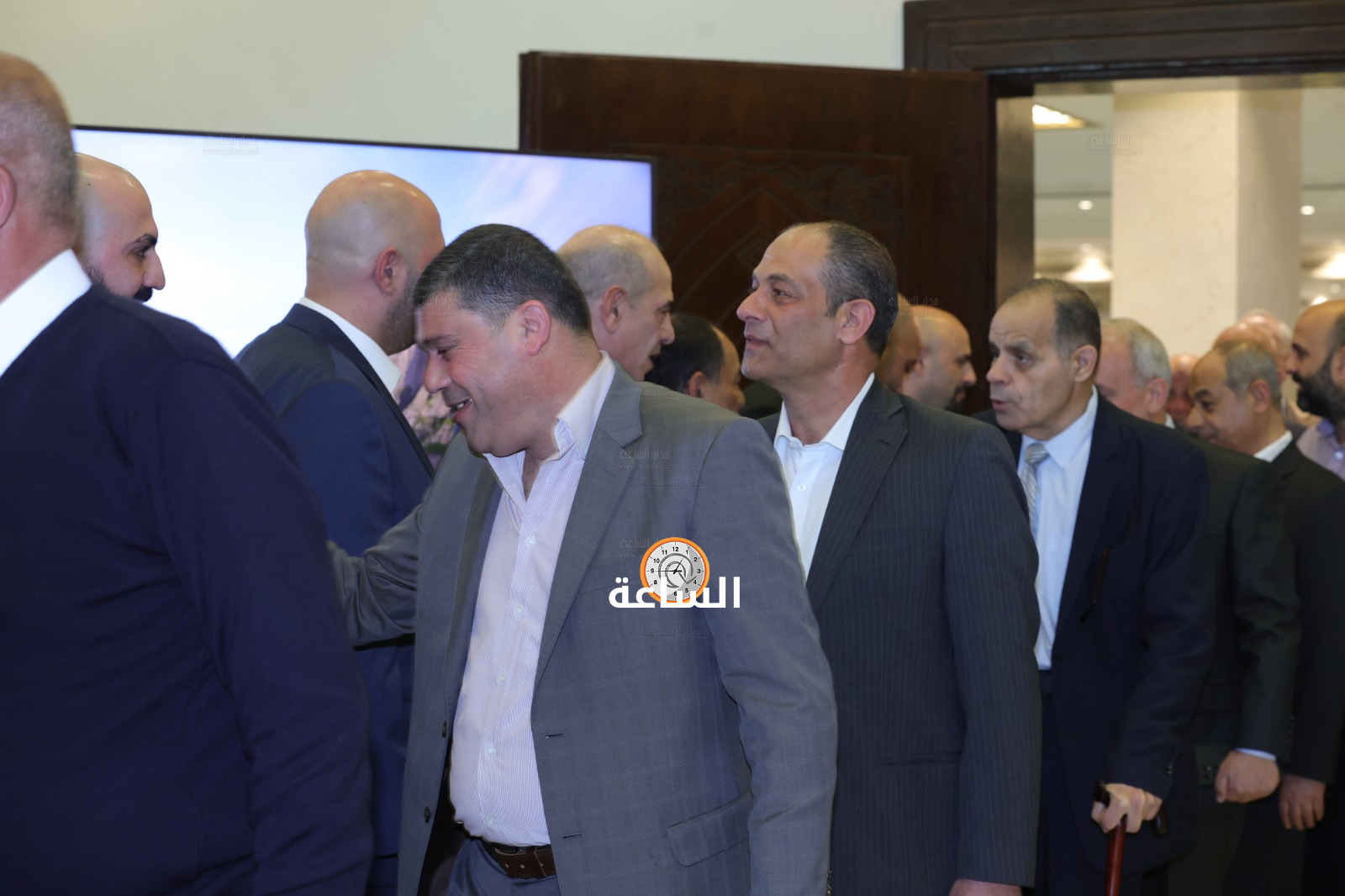 Madar Al-Saa Images 0.27624488038672534