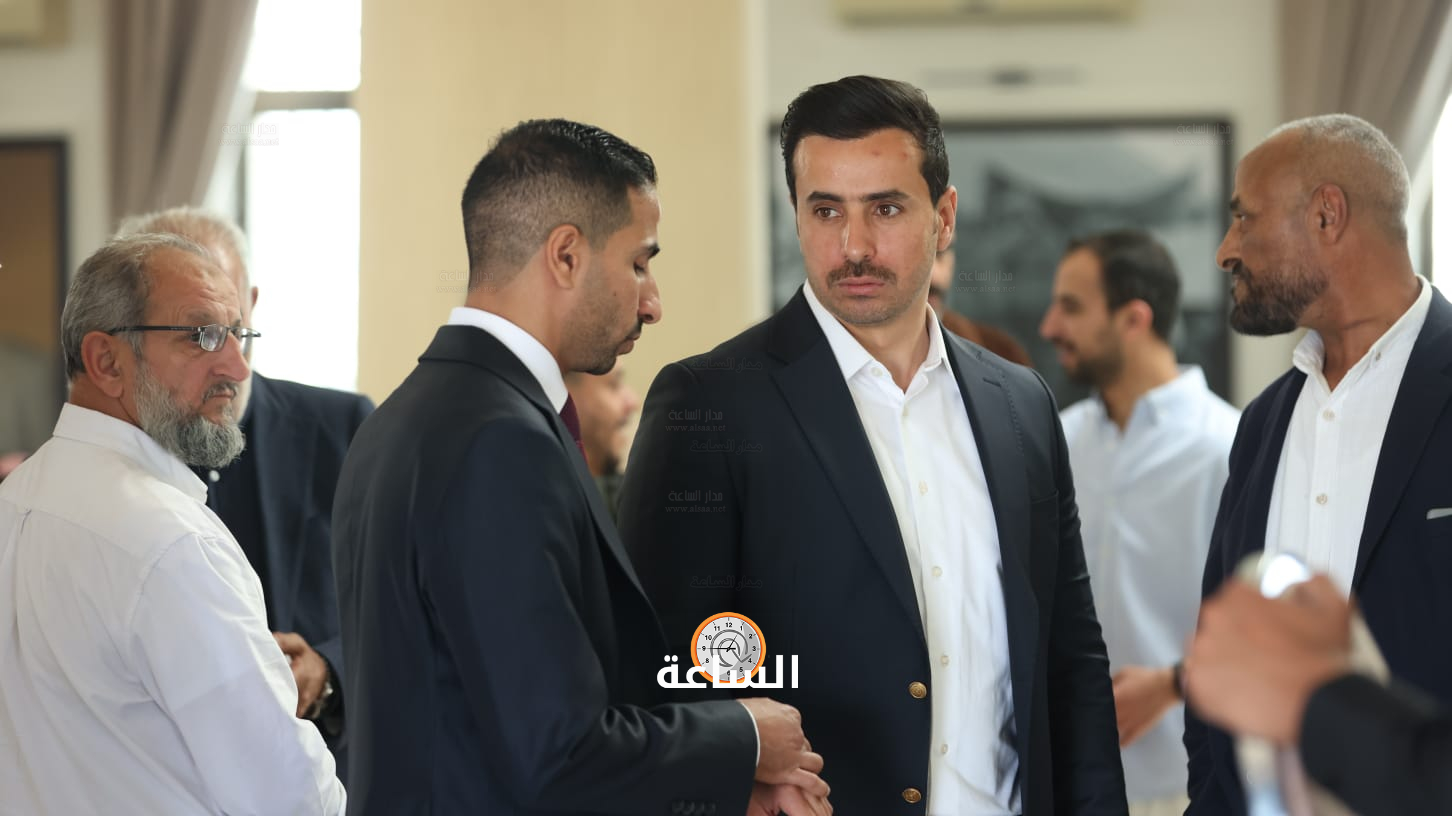 Madar Al-Saa Images 0.008193083893477837