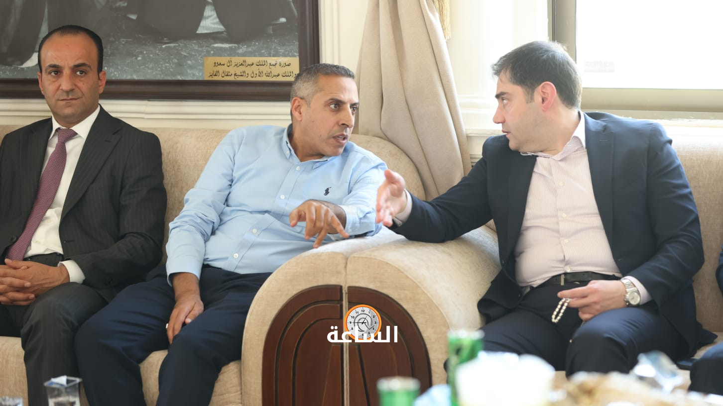 Madar Al-Saa Images 0.5617984774442335