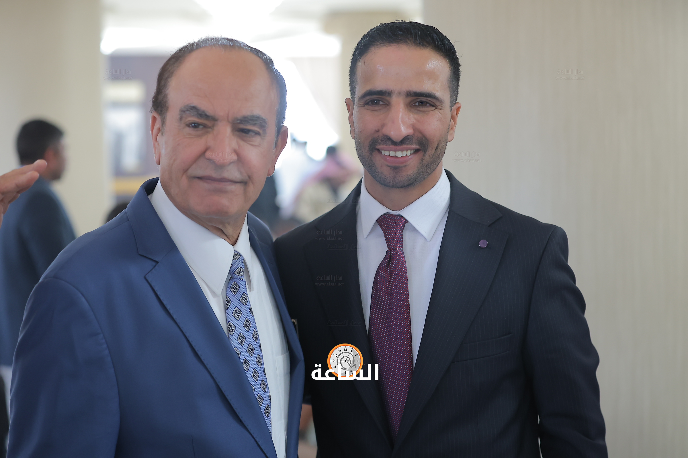 Madar Al-Saa Images 0.9915439914573646