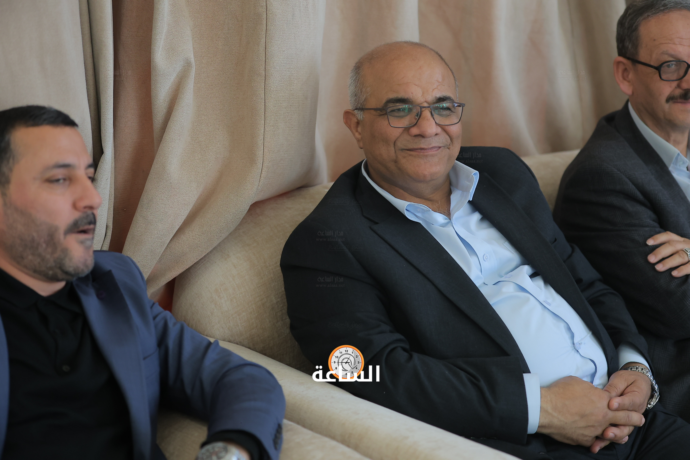 Madar Al-Saa Images 0.9995923988048676