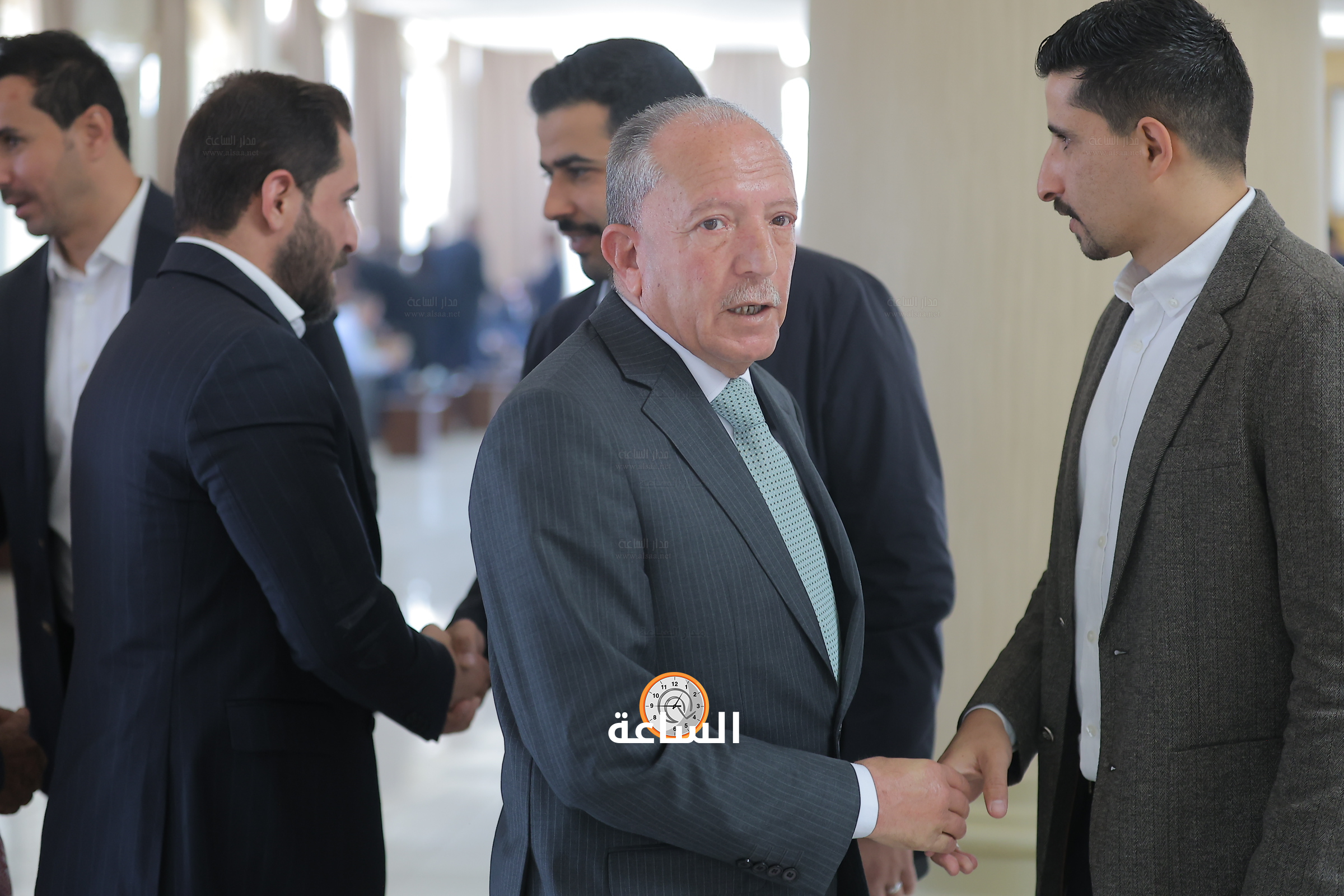 Madar Al-Saa Images 0.7246775024749047