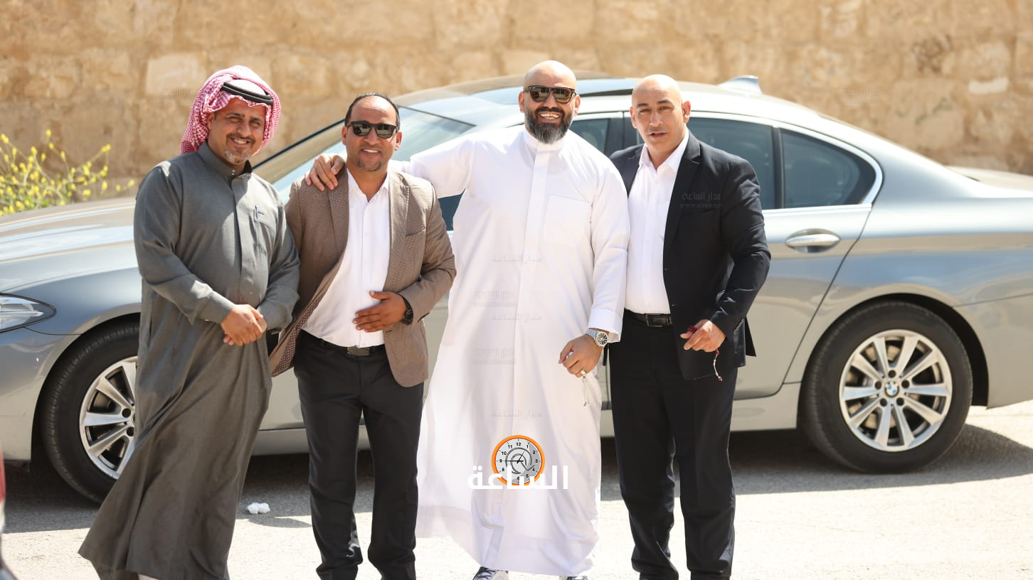 Madar Al-Saa Images 0.8797443231209244