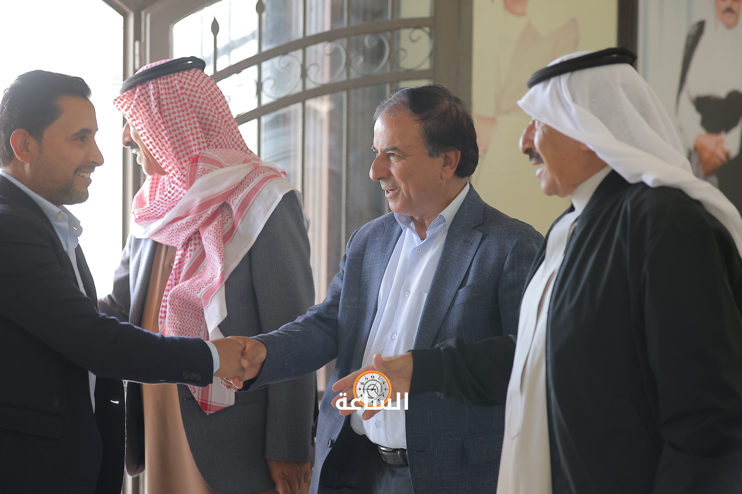 Madar Al-Saa Images 0.20638372810277583