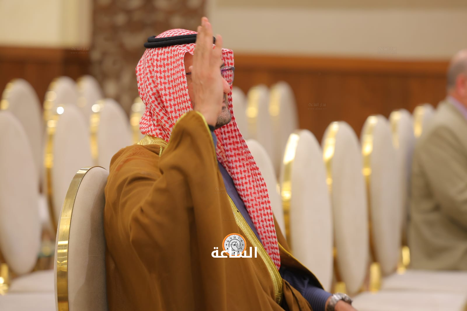 Madar Al-Saa Images 0.19950741904859104