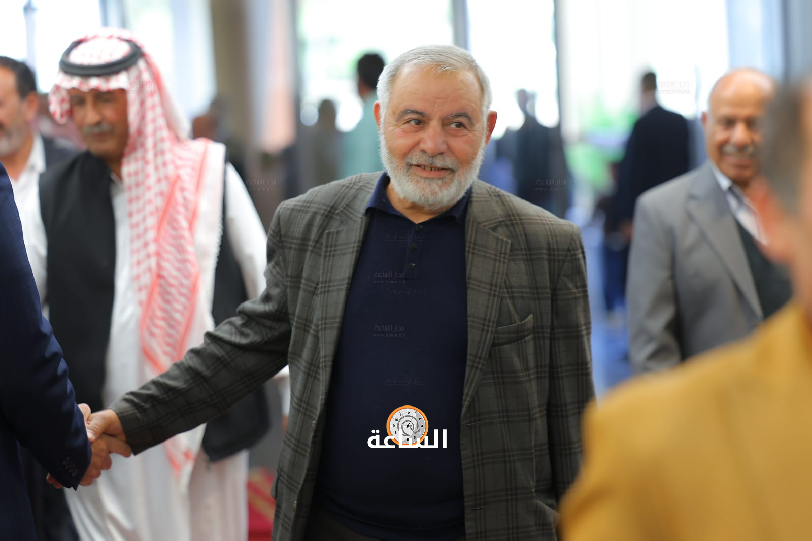 Madar Al-Saa Images 0.4242130641201757