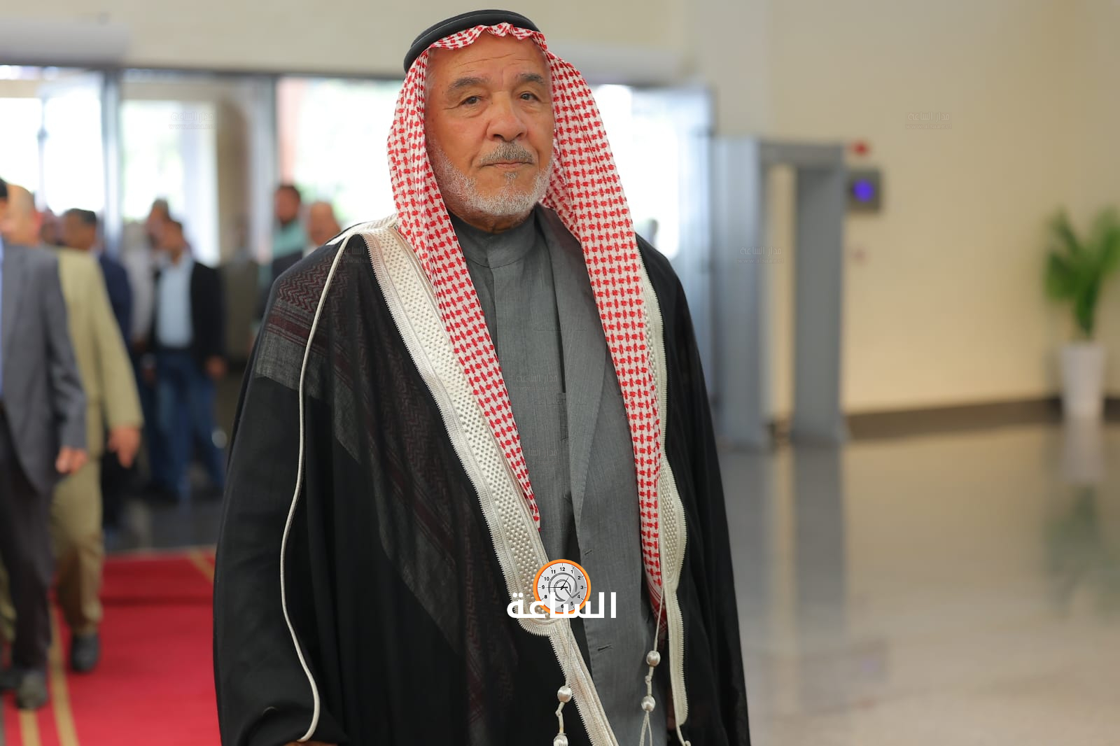 Madar Al-Saa Images 0.7760335111910182