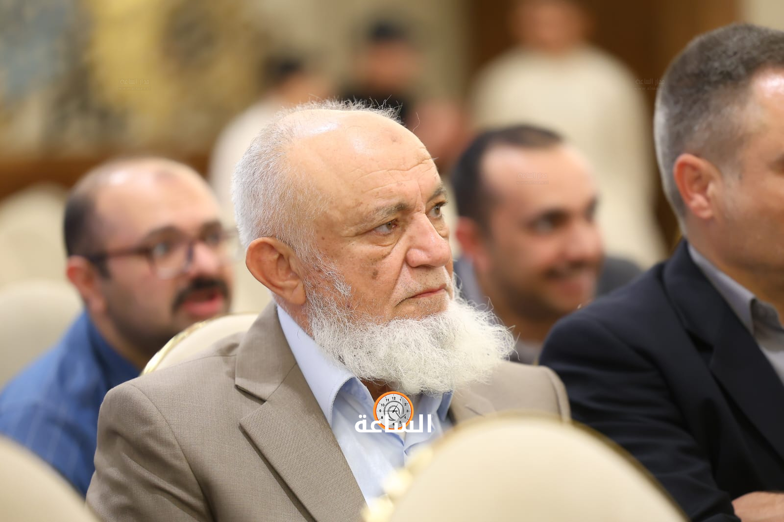 Madar Al-Saa Images 0.17934019395014156