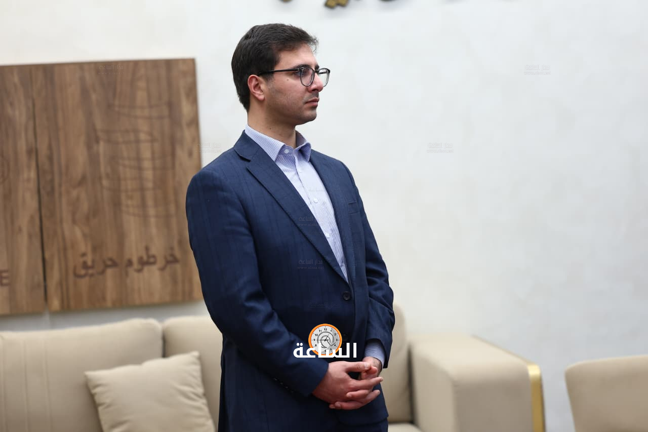 Madar Al-Saa Images 0.40243357487492426