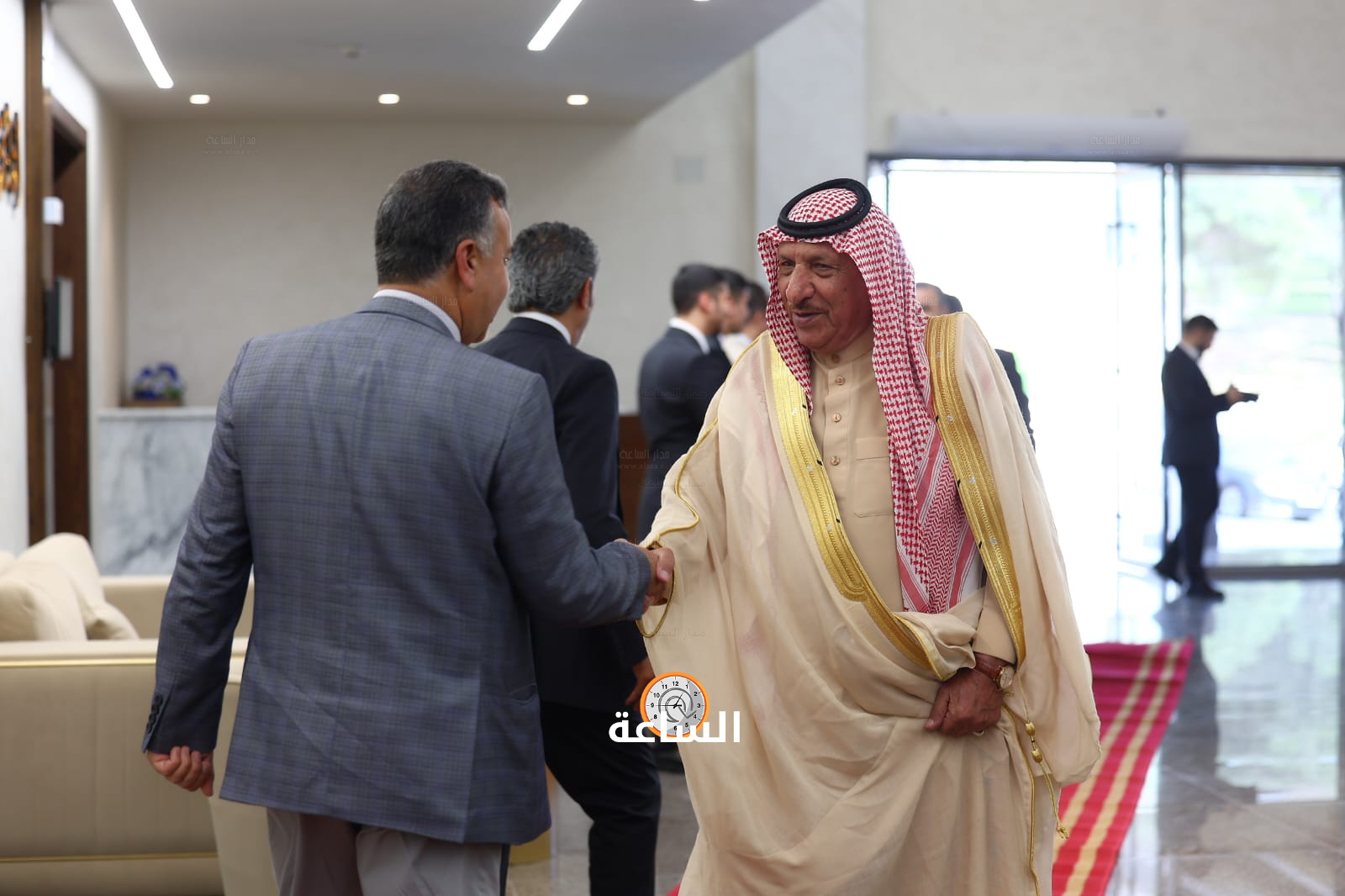 Madar Al-Saa Images 0.6770213498444871