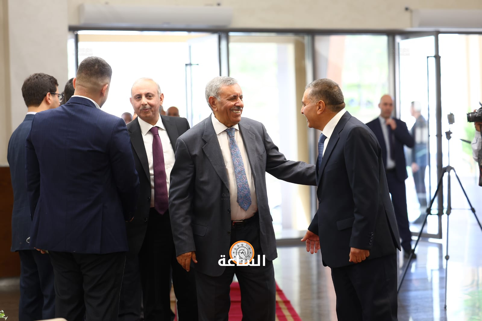 Madar Al-Saa Images 0.15674842599171568