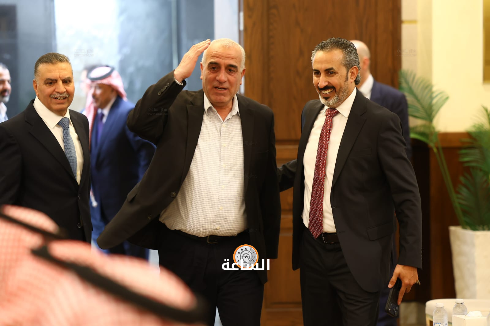 Madar Al-Saa Images 0.8085240353331962