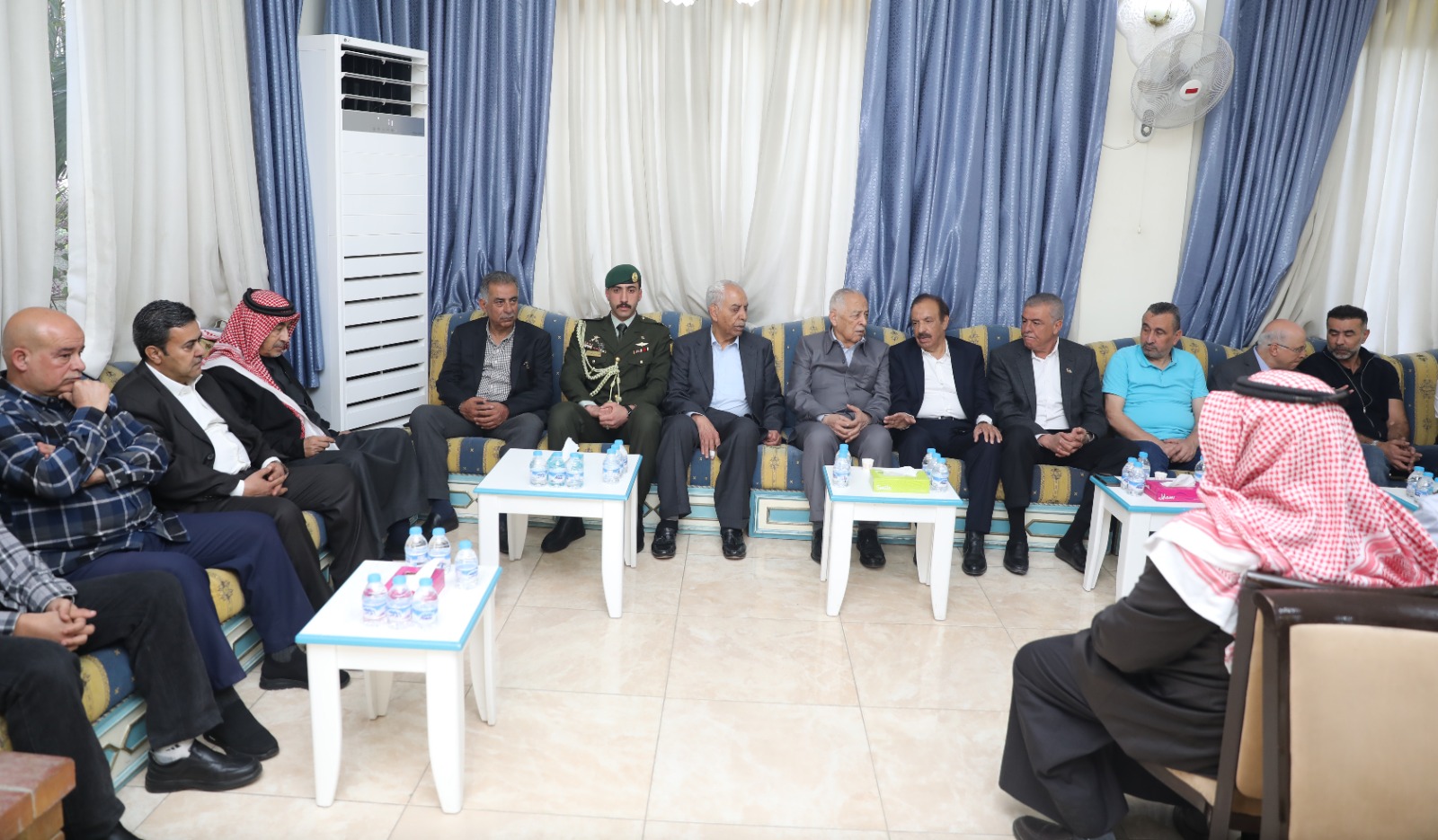 Madar Al-Saa Images 0.8830080704296724