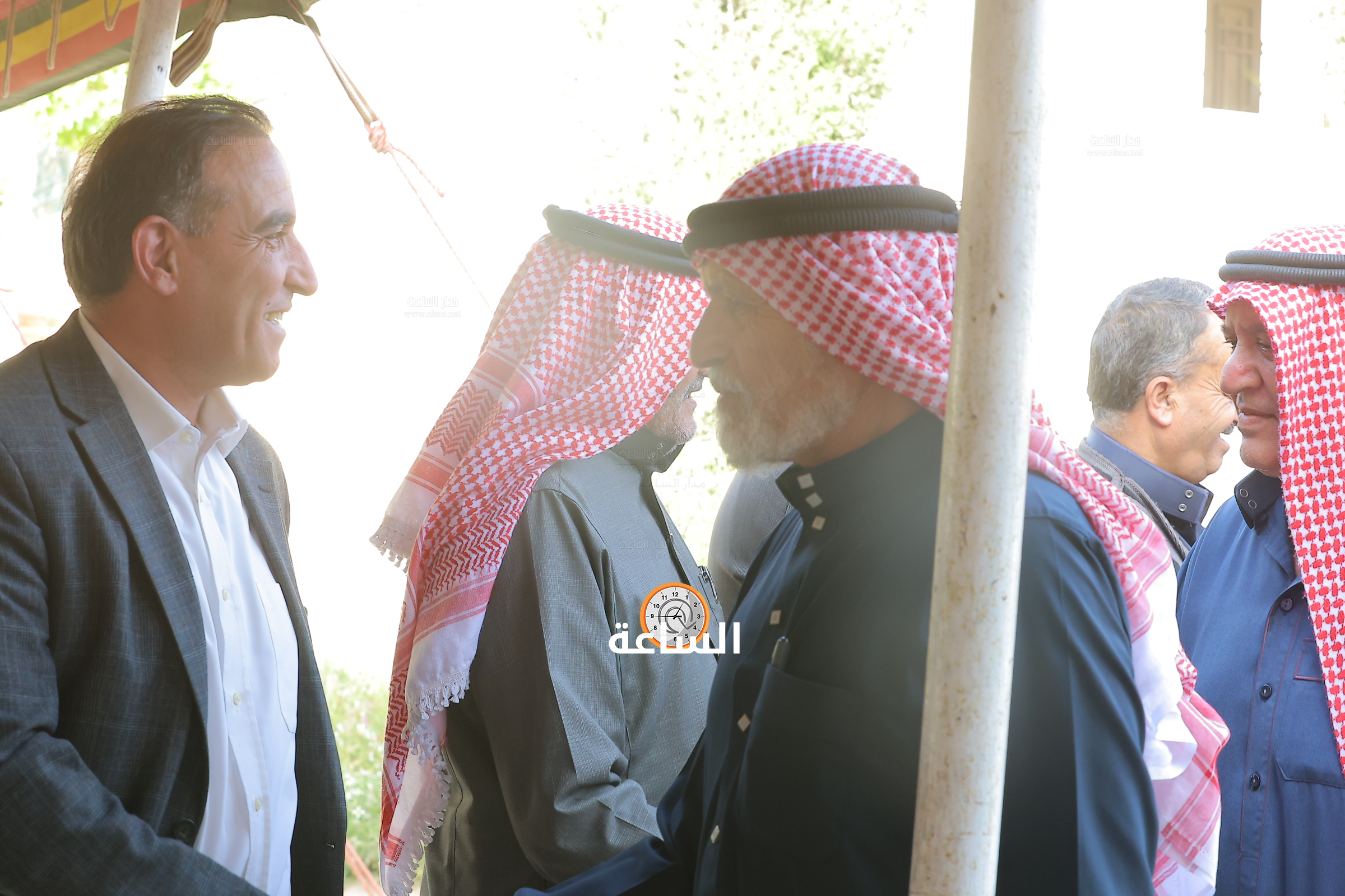 Madar Al-Saa Images 0.13821959109718374