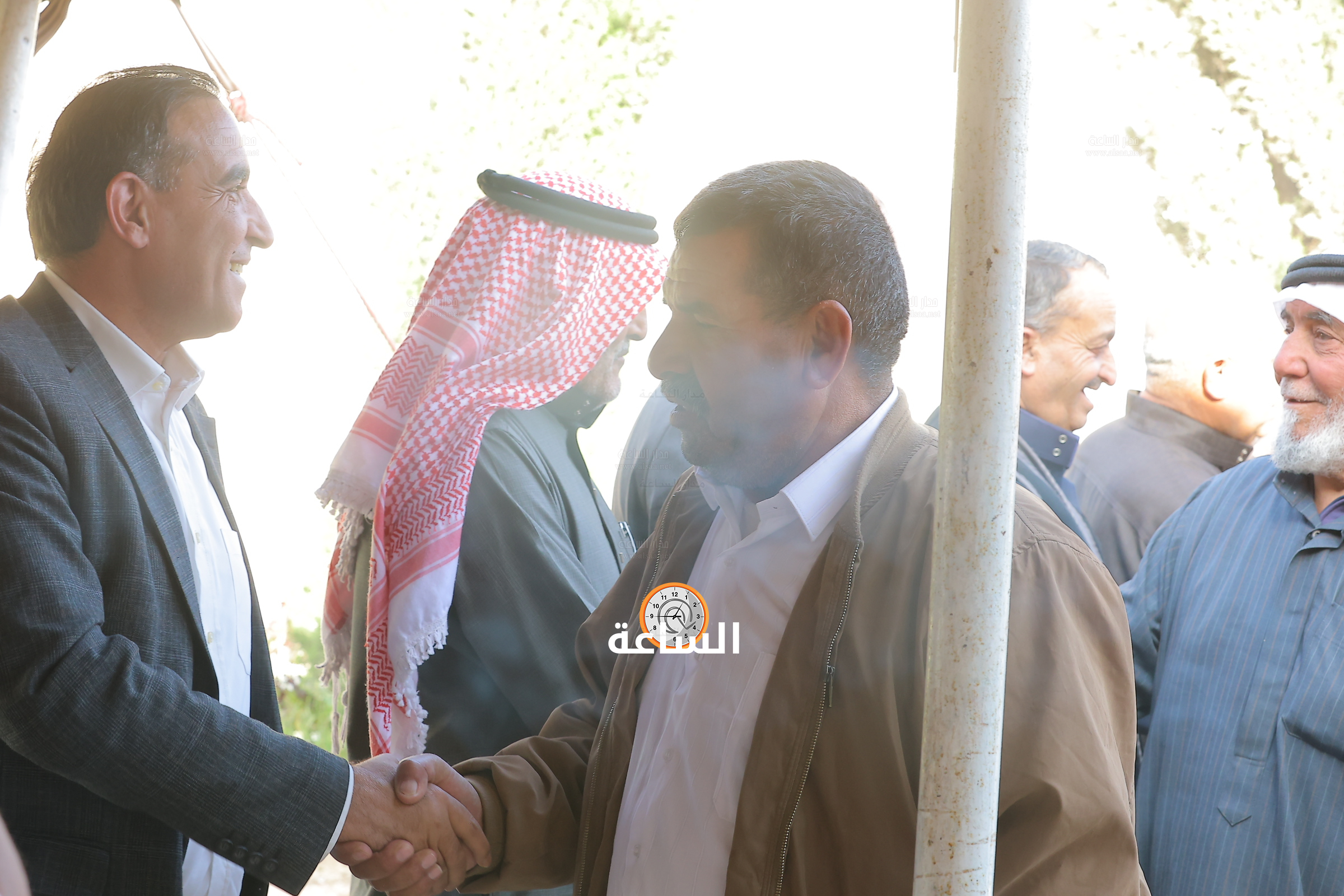 Madar Al-Saa Images 0.043753401649666235