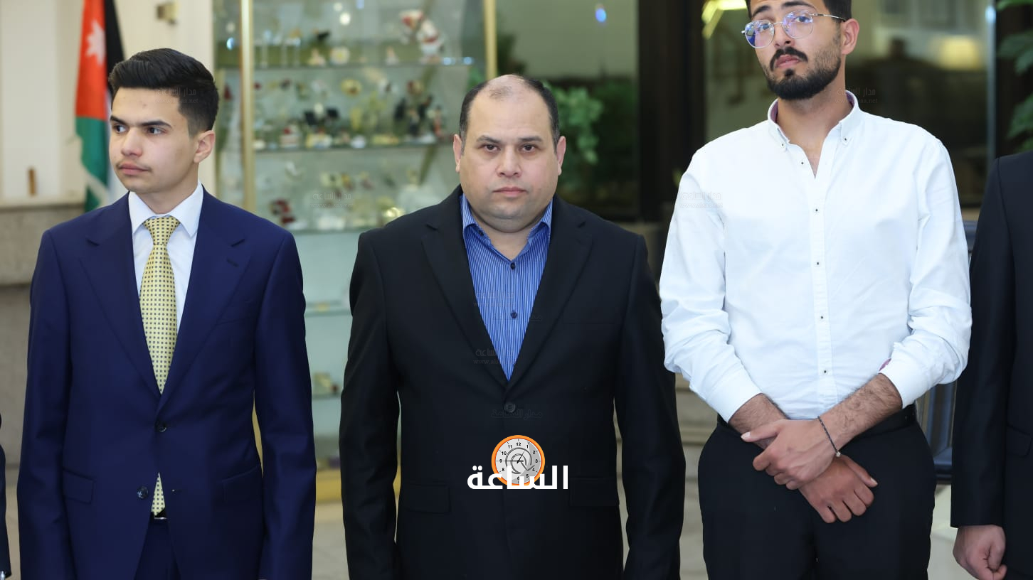 Madar Al-Saa Images 0.5844941061119513