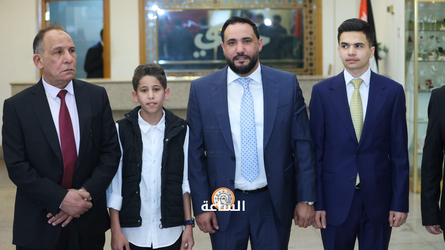 Madar Al-Saa Images 0.9404147520902789