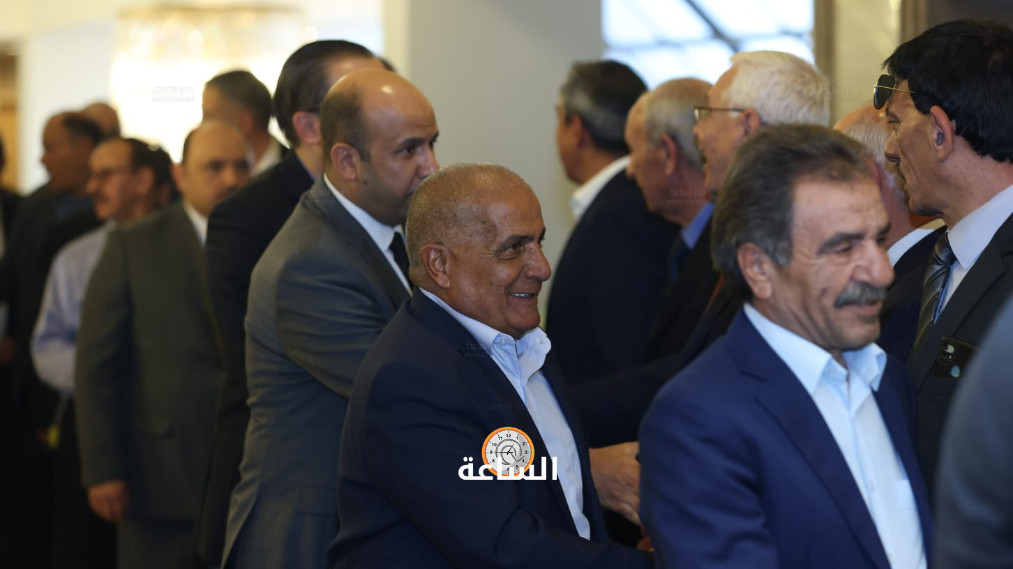 Madar Al-Saa Images 0.14272171694239066