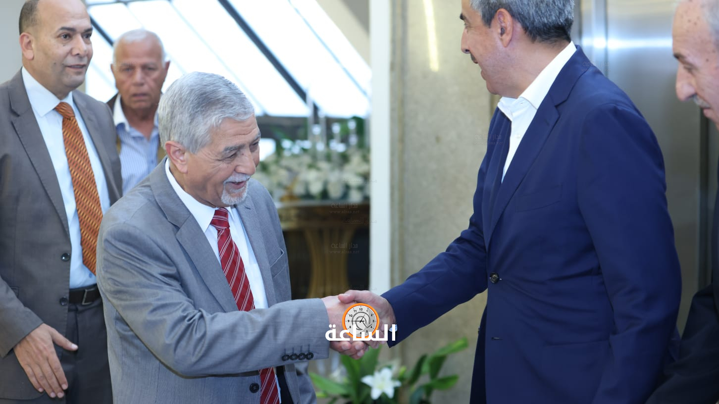 Madar Al-Saa Images 0.15919205631826572