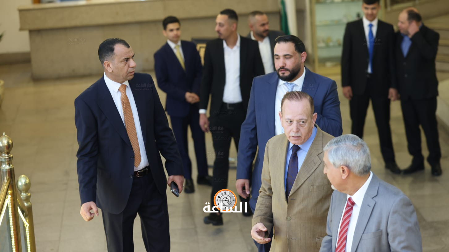 Madar Al-Saa Images 0.1880499041418946