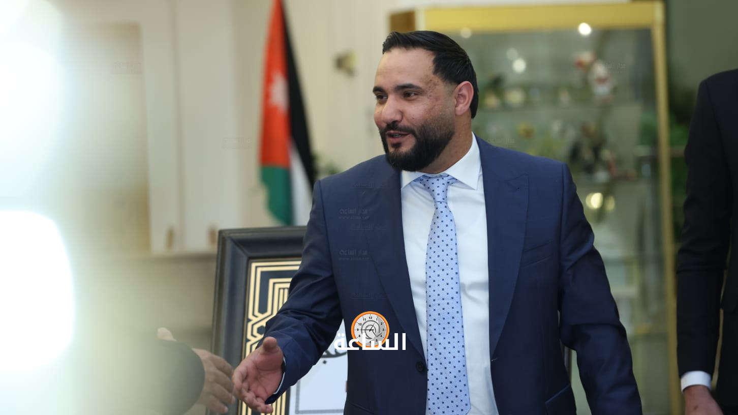 Madar Al-Saa Images 0.7780357204089678