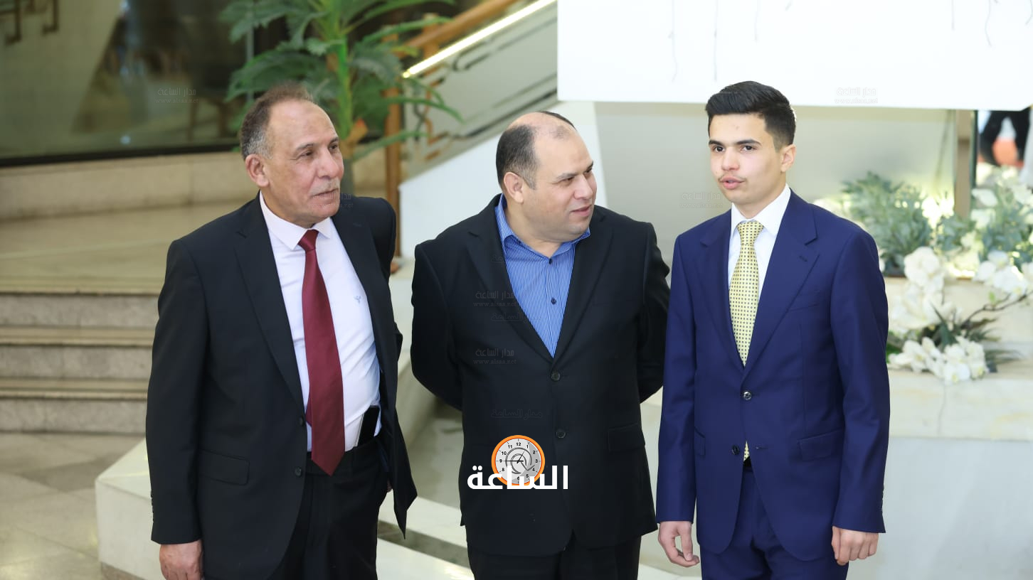 Madar Al-Saa Images 0.37180844332836627