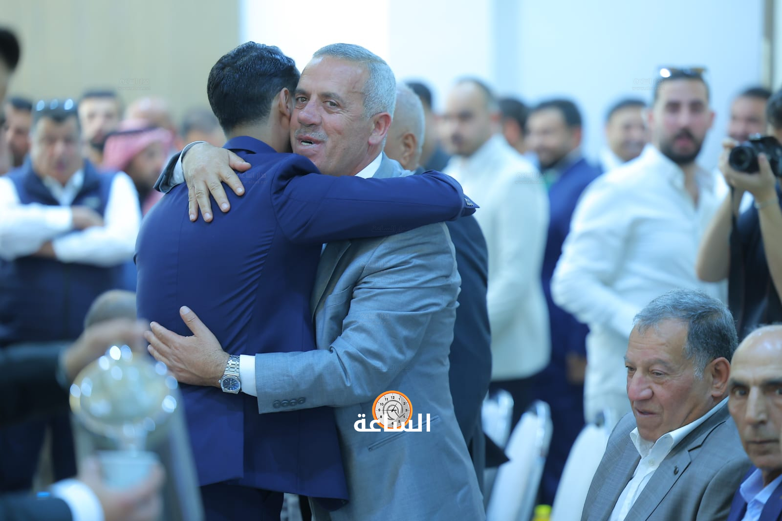 Madar Al-Saa Images 0.5172989058470362