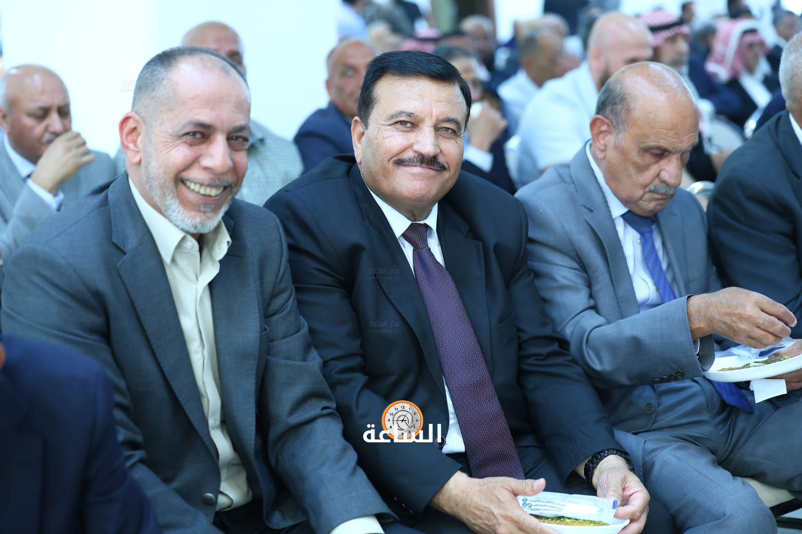 Madar Al-Saa Images 0.5543330595387772