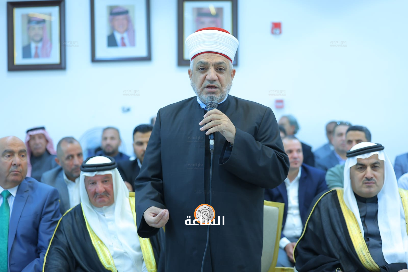 Madar Al-Saa Images 0.33022299340432215