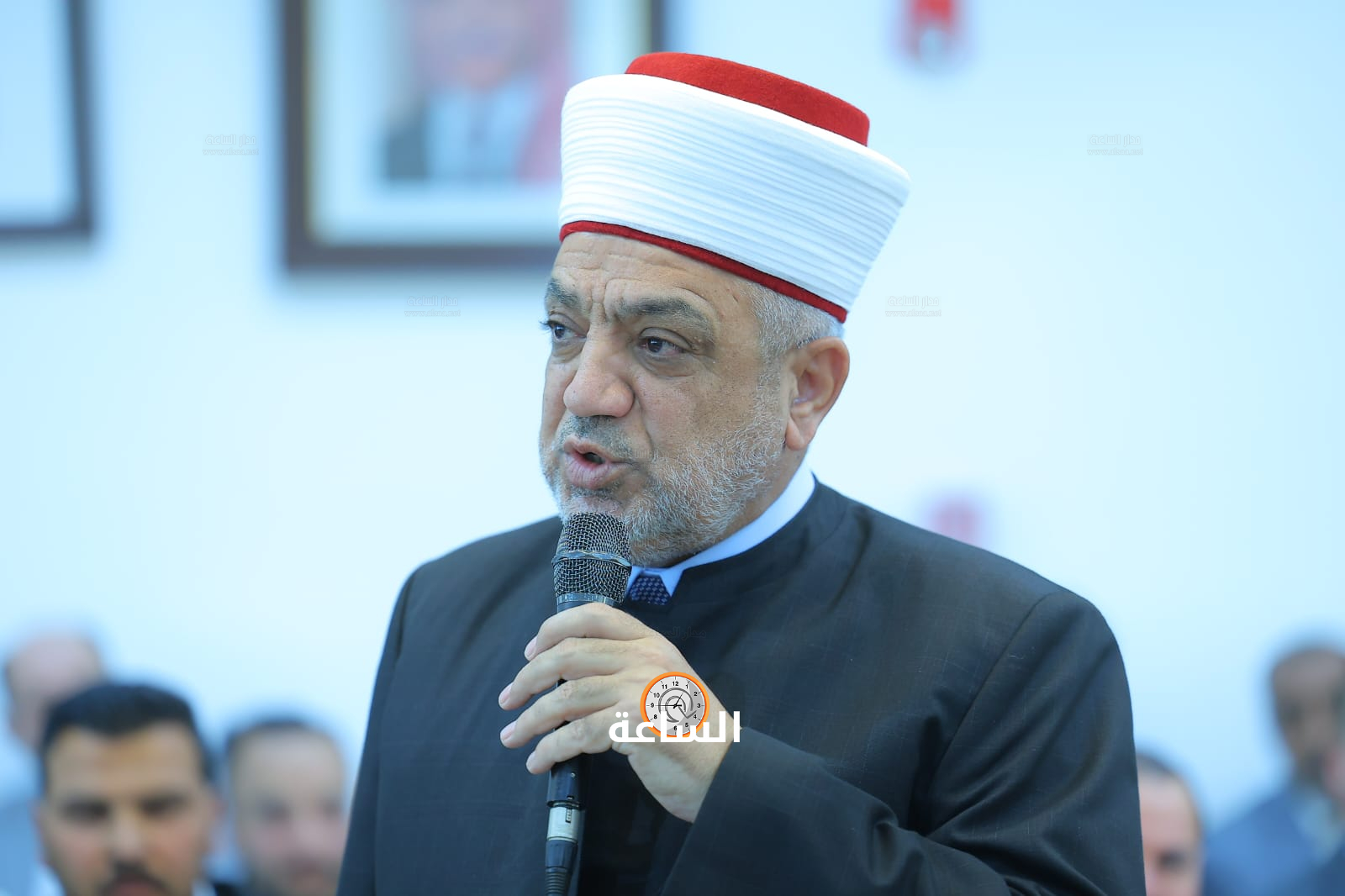 Madar Al-Saa Images 0.42931820532104625