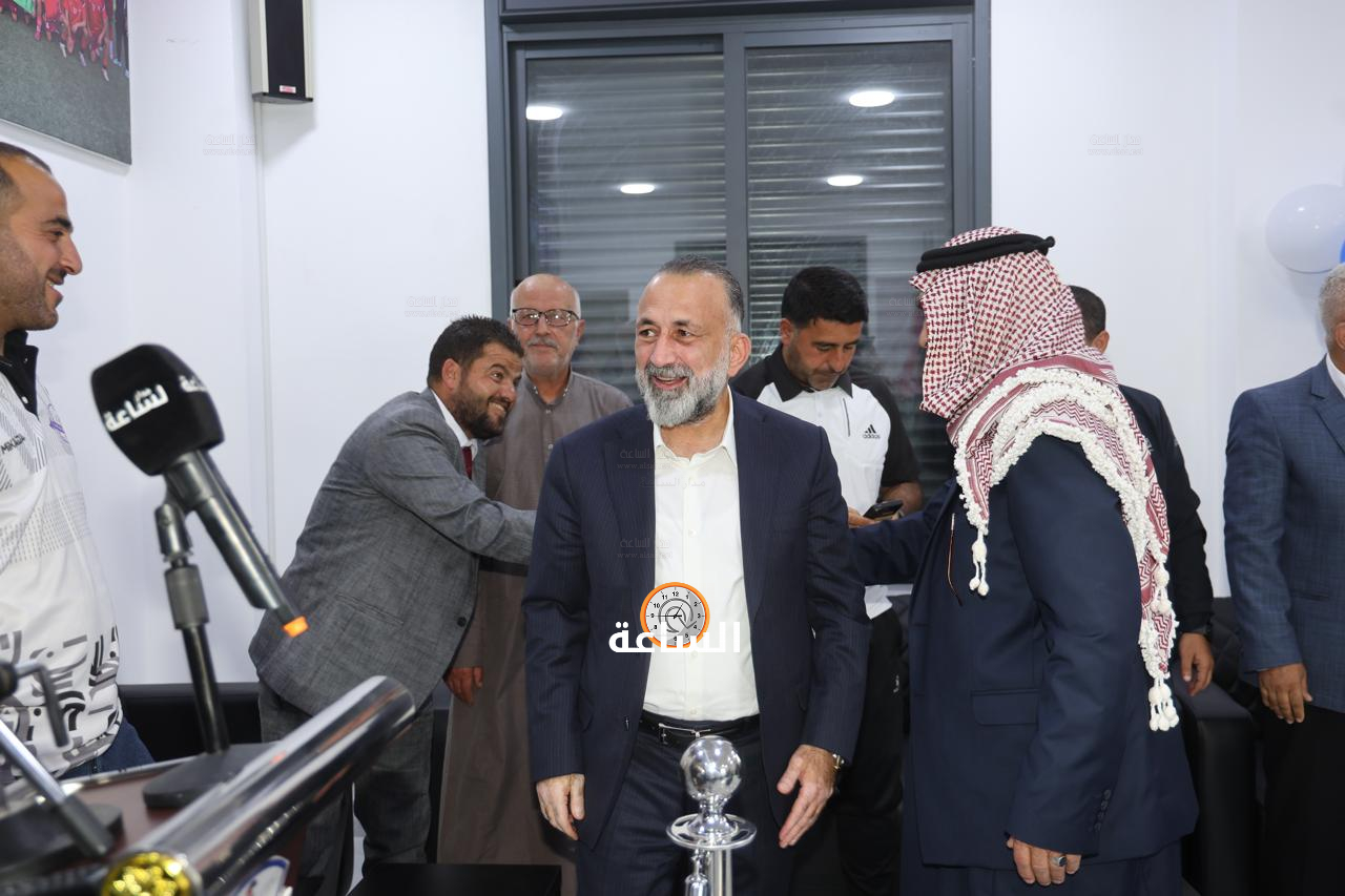 Madar Al-Saa Images 0.6588321624020597