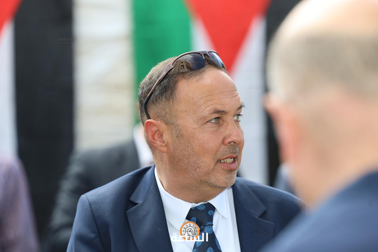 Madar Al-Saa Images 0.7578377800583332