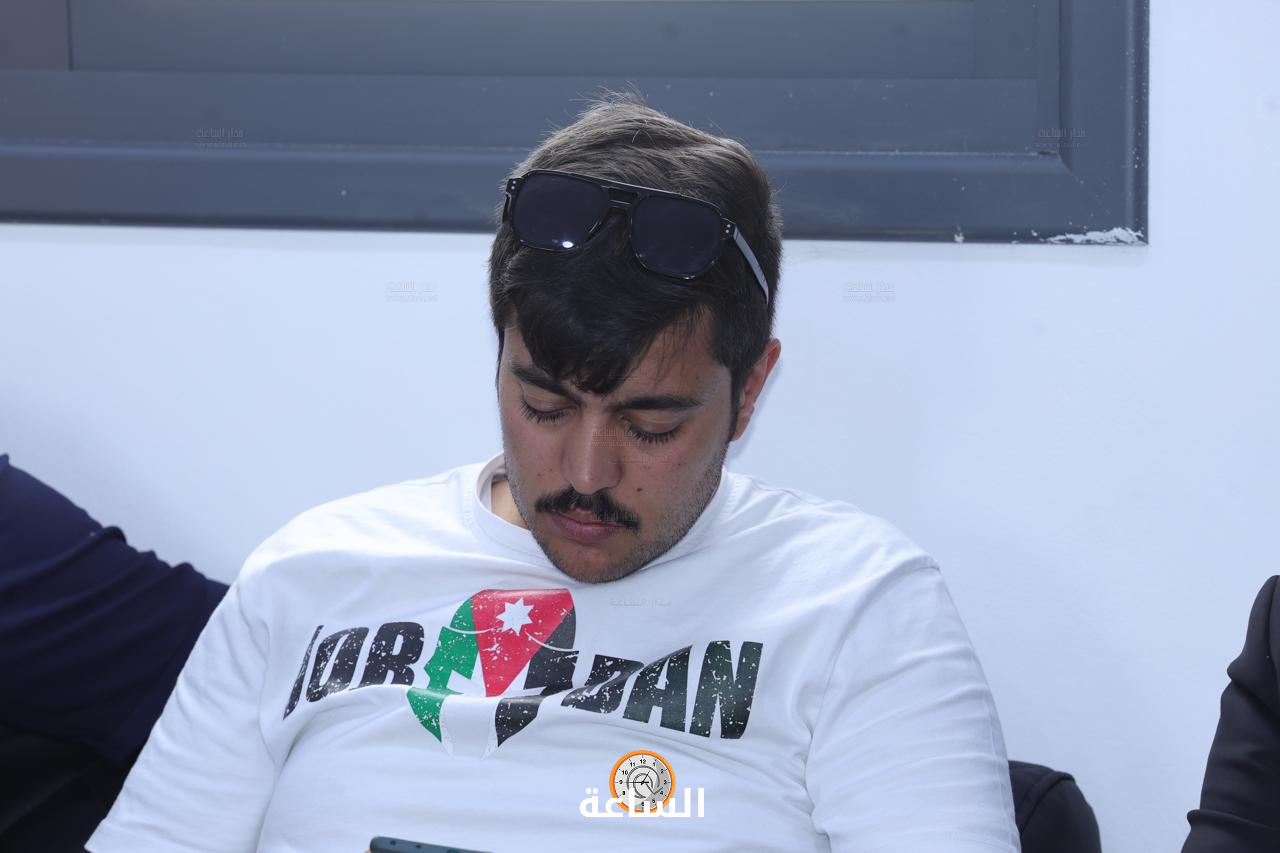 Madar Al-Saa Images 0.3750433217582775