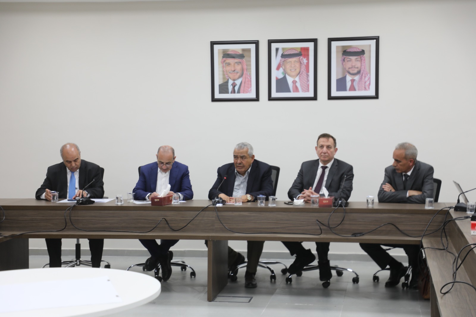 Madar Al-Saa Images 0.512670803337601